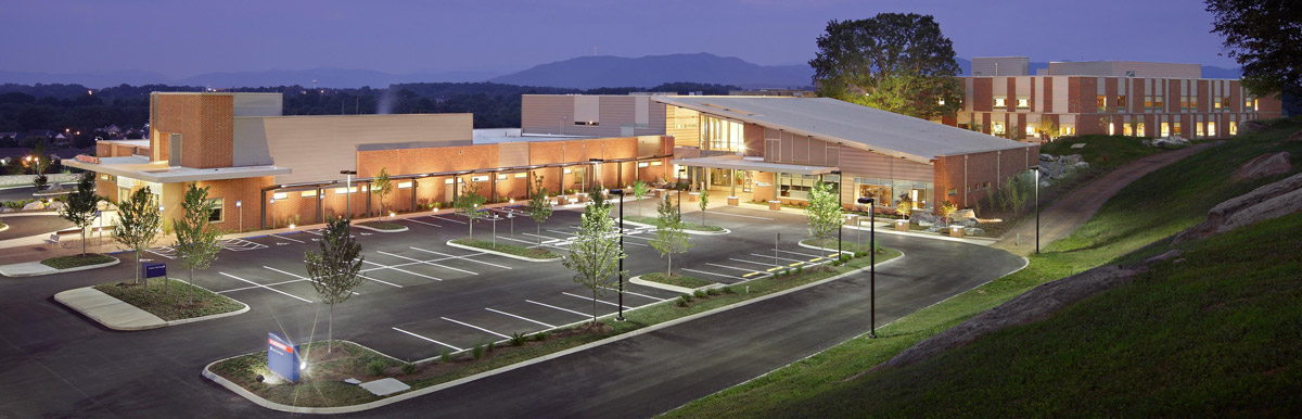 Franklin Woods Community Hospital exterior