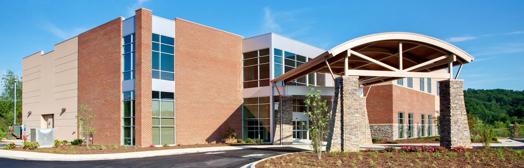 Abingdon, VA urgent care clinic at Exit 19, exterior photo